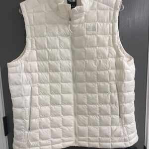 Women’s North Face Vest XL